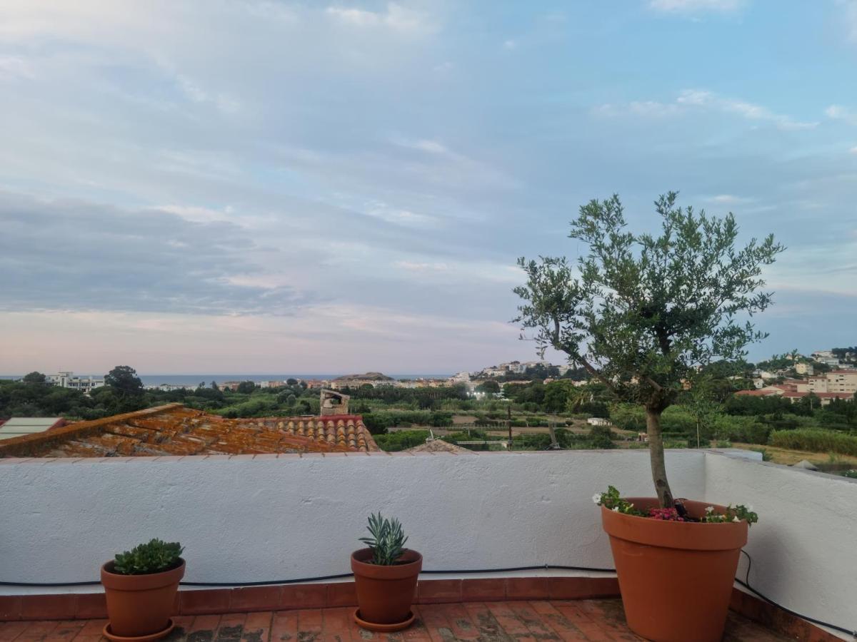 Amb Encant I Estil Mediterrani En Zona Tranquilla De Llanca I Amb Terrassa 외부 사진